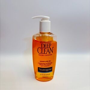 Neutrogena Deep Clean Daily Facial Cleanser Normal to Oily Skin, 6.7 fl. oz